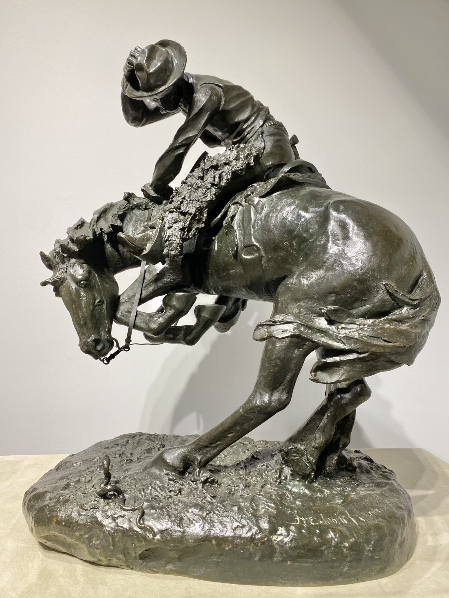フレデリック・レミントン Frederic Remington 置物 金属製 Amazon.co.jp: フレデリック レミントン ソリッドブロンズ